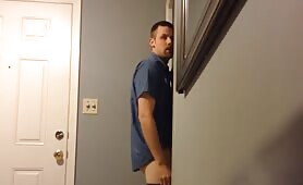 Horny straight handyman trying a glory hole