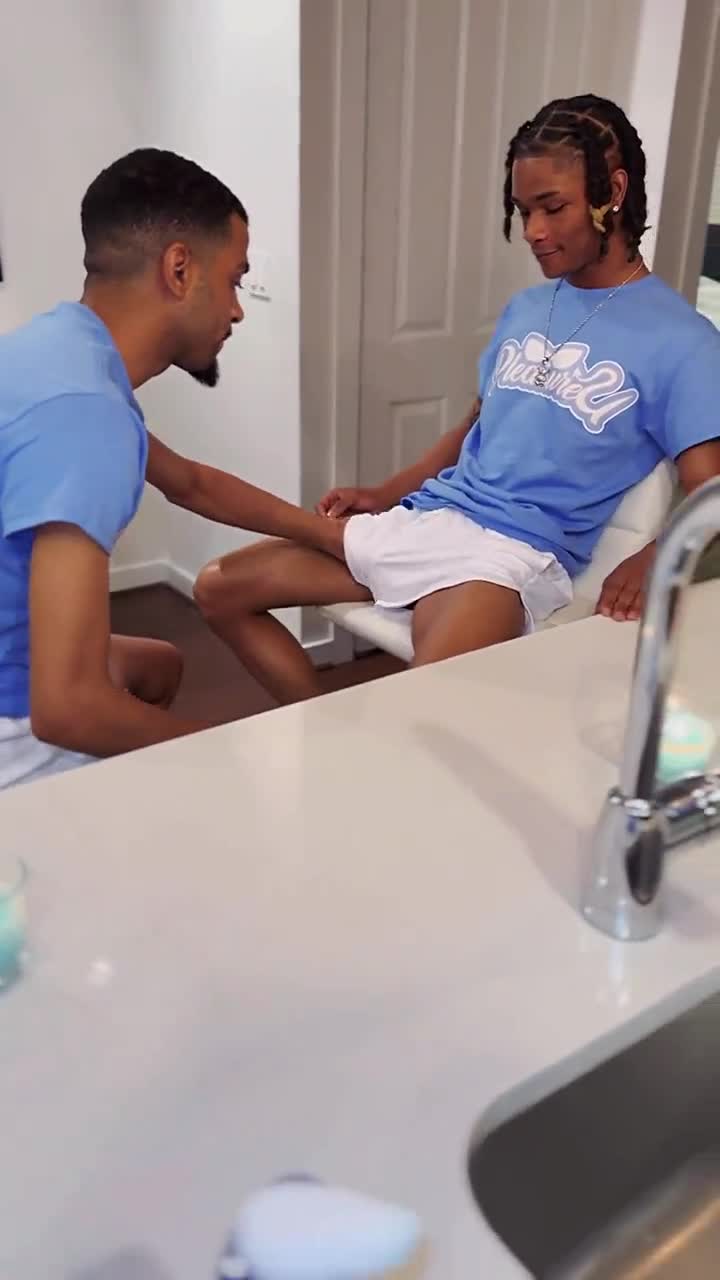 Having a hot late night fun with my boyfriend best friend - Videos -  Cockmeter.com